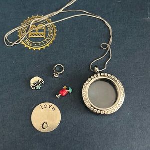 Origami Owl Locket Necklace